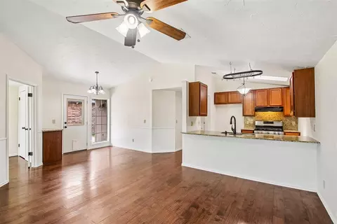 Living - 2125 Goodrich Dr, Moore, OK 73170 photo 4 of 5