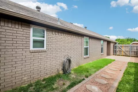 Other - 2125 Goodrich Dr, Moore, OK 73170 photo 8 of 12