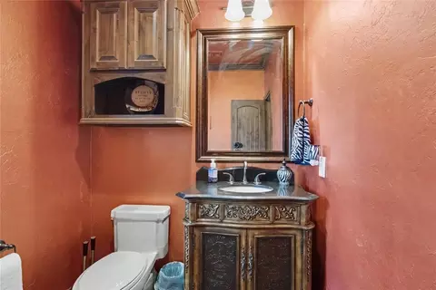 Bath - 19917 Aaron Dr, Harrah, OK 73045 photo 1 of 3