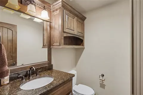 Bath - 19917 Aaron Dr, Harrah, OK 73045 photo 3 of 3