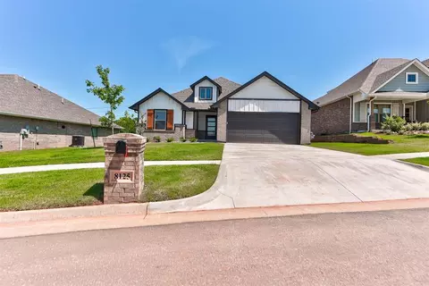 8125 Mountain Oak Dr, Edmond, OK 73034