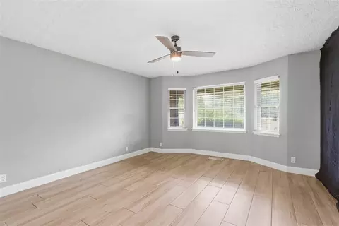 Living - 1637 Pecan Ave, Norman, OK 73072 photo 5 of 7