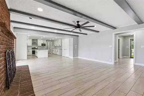 Living - 1637 Pecan Ave, Norman, OK 73072 photo 2 of 7