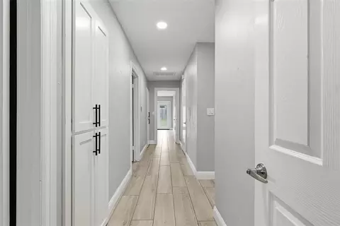 Entry Way - 1637 Pecan Ave, Norman, OK 73072 photo 1 of 2