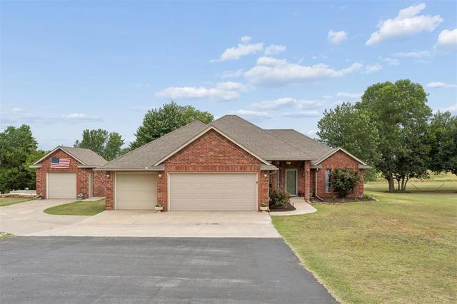 1621 Four Lakes Dr, Blanchard, OK 73010