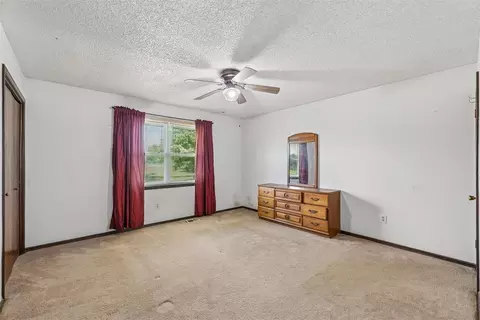 Bedroom - 21220 SE 89th St, Mcloud, OK 74851 photo 1 of 6