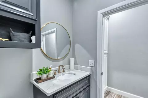 Bath - 3802 Turtle Creek Cir, Tuttle, OK 73089 photo 1 of 7