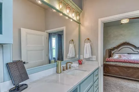 Bath - 3802 Turtle Creek Cir, Tuttle, OK 73089 photo 5 of 7