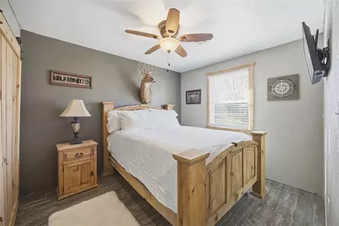 Bedroom - 418258 E 1202 Rd, Eufaula, OK 74432 photo 3 of 3