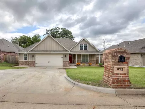 972 Tim Holt Dr, Harrah, OK 73045