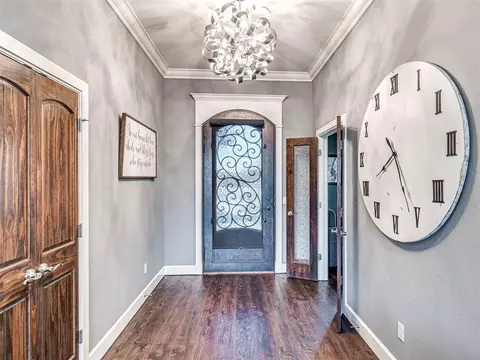 Entry Way - 406 Rochester Ct, Tuttle, OK 73089 photo 1 of 2