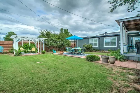 Exterior - 803 E Mosier St, Norman, OK 73071 photo 13 of 17