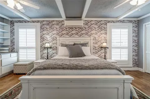Bedroom - 803 E Mosier St, Norman, OK 73071 photo 1 of 4