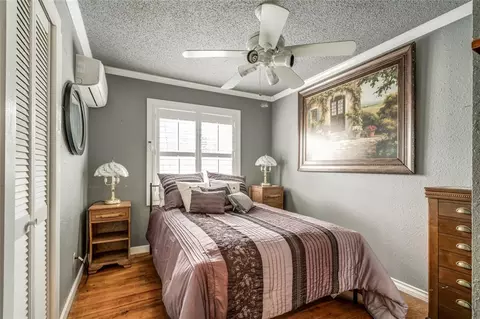 Bedroom - 803 E Mosier St, Norman, OK 73071 photo 4 of 4