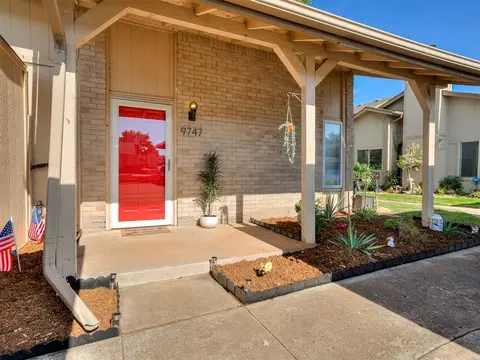 9747 Hefner Village Blvd, Oklahoma City, OK 73162