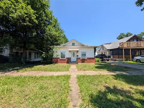 814 W Broadway St, Henryetta, OK 74437