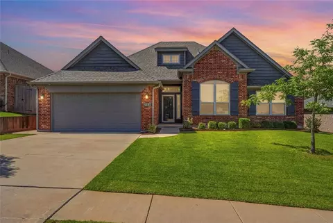 706 Sedona Dr, Norman, OK 73071