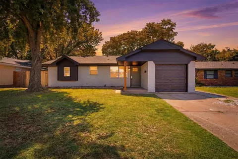 3005 Lazy Ln, Del City, OK 73115