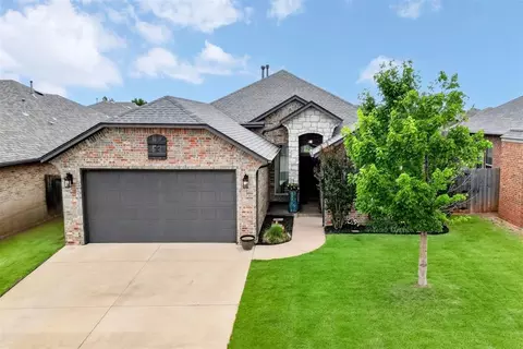 16404 Iron Fire Ct, Edmond, OK 73013