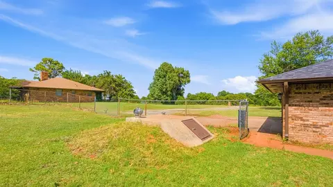 738 S Sara Rd, Tuttle, OK 73089 photo 18