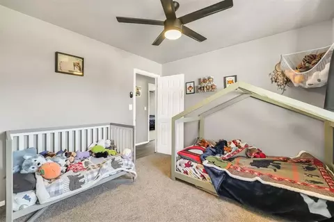 Bedroom - 208 S Mockingbird Dr, Altus, OK 73521 photo 1 of 6