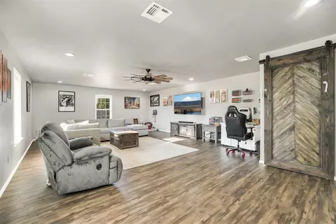 Living - 208 S Mockingbird Dr, Altus, OK 73521 photo 1 of 5
