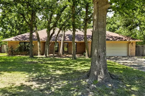 1617 High Meadows Dr, Choctaw, OK 73020