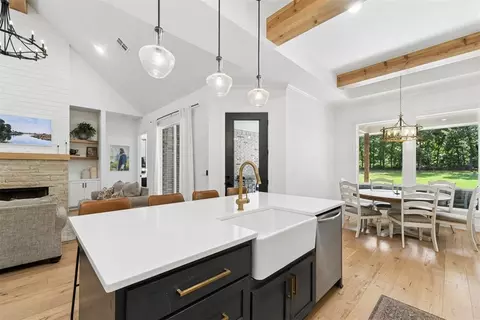 Kitchen - 12951 Broken Arrow, Arcadia, OK 73007 photo 4 of 7