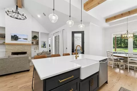 Kitchen - 12951 Broken Arrow, Arcadia, OK 73007 photo 5 of 7