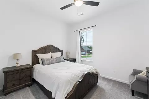 Bedroom - 12951 Broken Arrow, Arcadia, OK 73007 photo 4 of 5