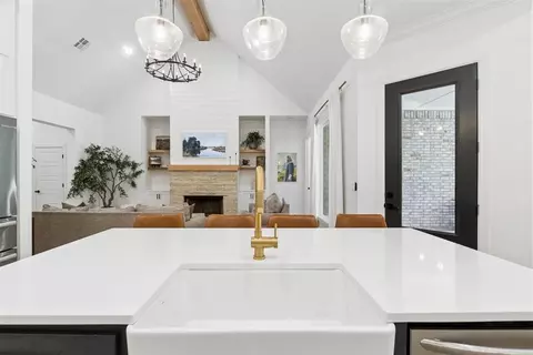 Kitchen - 12951 Broken Arrow, Arcadia, OK 73007 photo 7 of 7