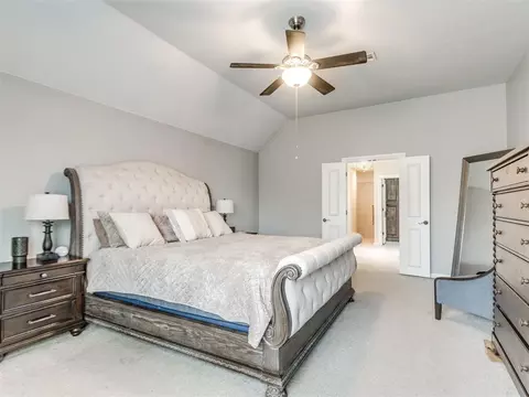 Bedroom - 1105 Julies Trl, Moore, OK 73160 photo 3 of 10