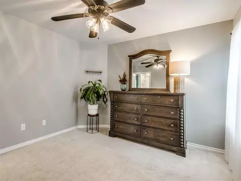 Bedroom - 1105 Julies Trl, Moore, OK 73160 photo 5 of 10