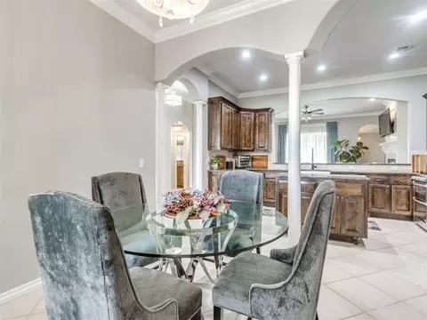 Dining - 1105 Julies Trl, Moore, OK 73160 photo 2 of 2