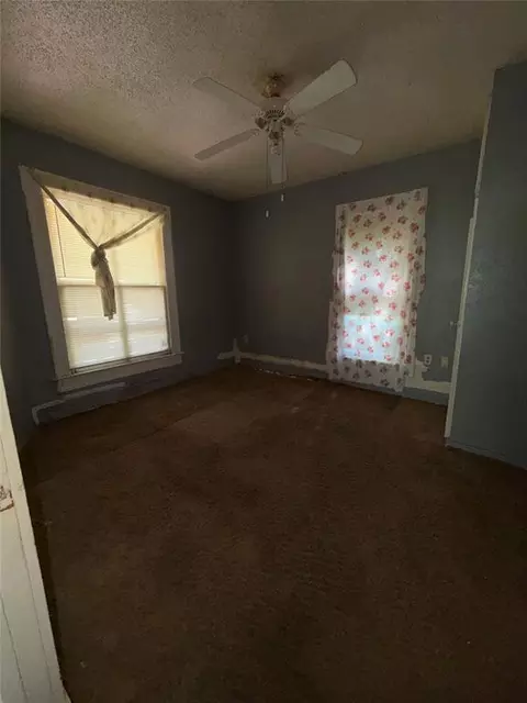 523 E 10th St, Chandler, OK 74834 photo 9