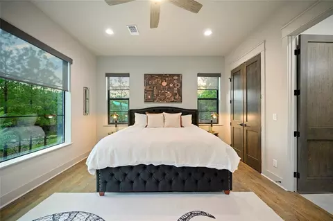 Bedroom - 269 Boulder Path, Broken Bow, OK 74728 photo 9 of 10
