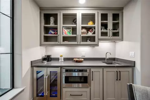Kitchen - 269 Boulder Path, Broken Bow, OK 74728 photo 4 of 4