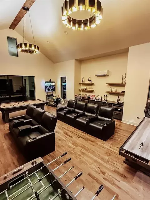 225 Boulder Path, Broken Bow, OK 74728 photo 2