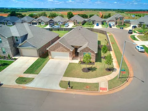 9005 NW 149th Ter, Yukon, OK 73099