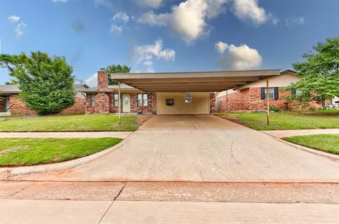 1108 S Highland Dr, Mustang, OK 73064