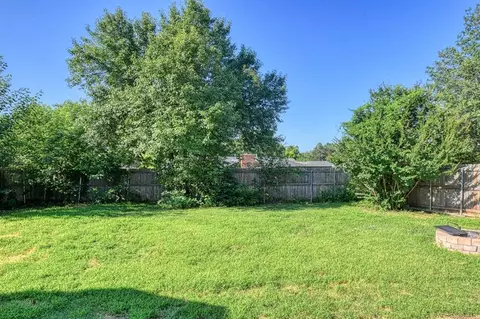 Exterior - 3302 Pheasant Run Rd, Norman, OK 73072 photo 3 of 4