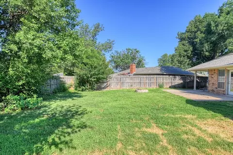 Exterior - 3302 Pheasant Run Rd, Norman, OK 73072 photo 4 of 4