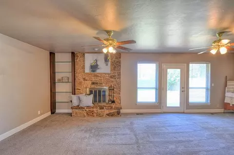 Living - 3302 Pheasant Run Rd, Norman, OK 73072 photo 1 of 5