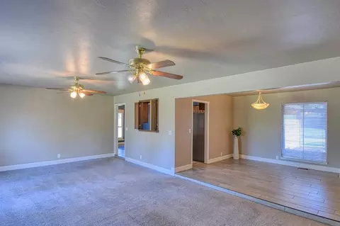 Living - 3302 Pheasant Run Rd, Norman, OK 73072 photo 3 of 5