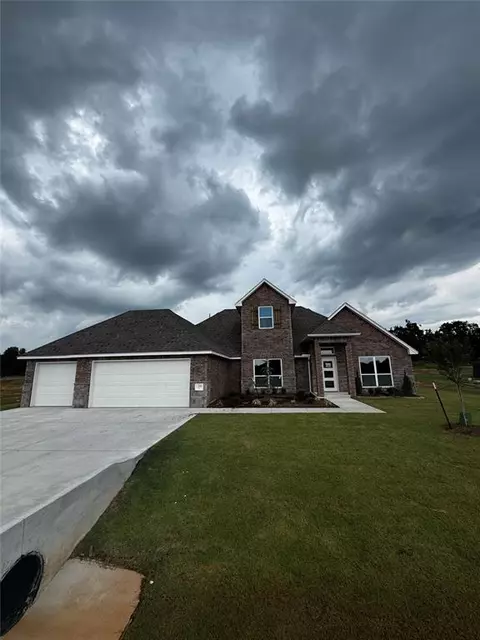 1308 Lighthorsemen Way, Choctaw, OK 73020