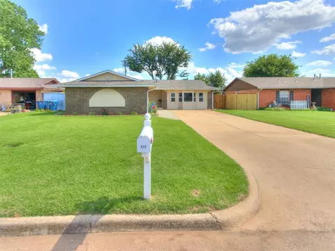 Exterior - 212 Gath Dr, Tuttle, OK 73089 photo 2 of 9