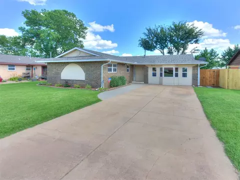 Exterior - 212 Gath Dr, Tuttle, OK 73089 photo 3 of 9