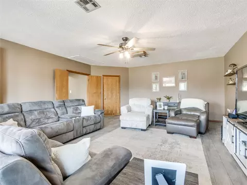 Living - 212 Gath Dr, Tuttle, OK 73089 photo 3 of 3