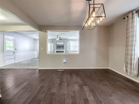 Living - 637 E 27th St, Edmond, OK 73013 photo 6 of 6