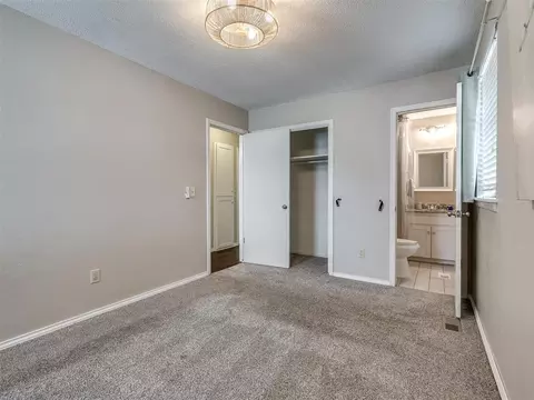 Bedroom - 637 E 27th St, Edmond, OK 73013 photo 2 of 6